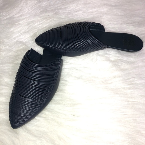 Sold ‼️Tory Burch Sienna Toe Mule 6 1/2 - Picture 4 of 9